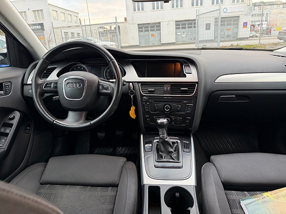 Audi A4 6 of 12