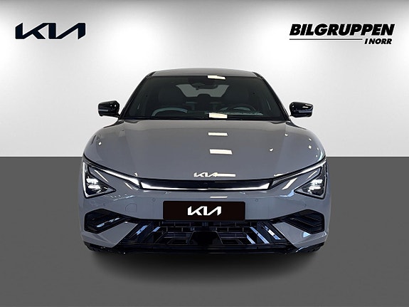 Kia EV6 2 of 15