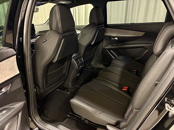 Peugeot 5008 7 of 17