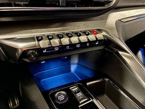 Peugeot 5008 10 of 17