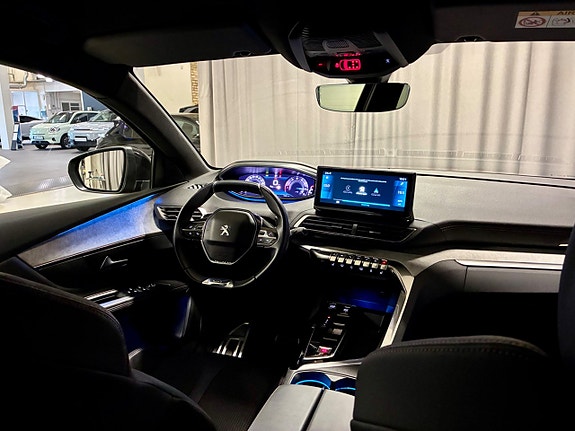 Peugeot 5008 16 of 17