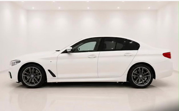 BMW 520d 4 of 14