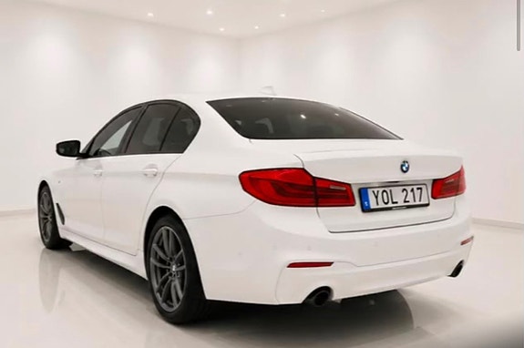 BMW 520d 8 of 14