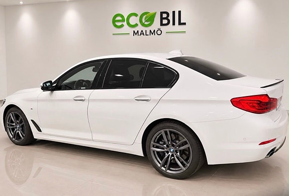 BMW 520d 2 of 14
