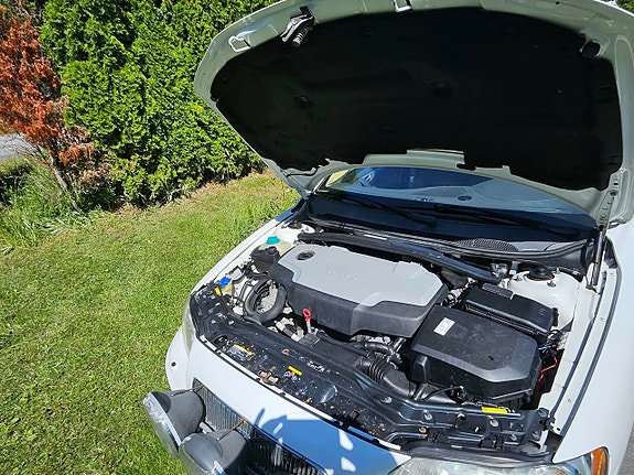 Volvo V70 5 of 6