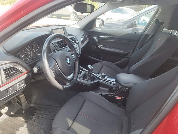 BMW 116i 3 of 3