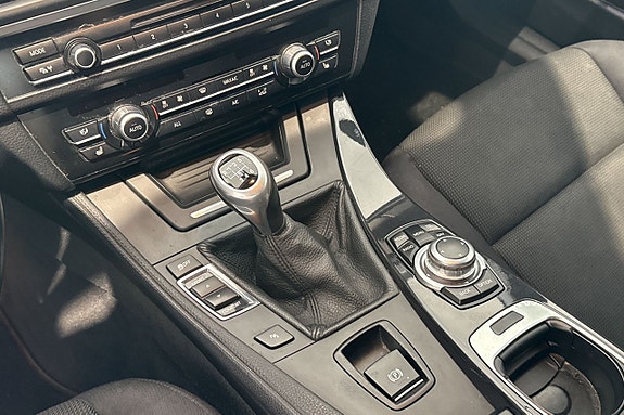 BMW 520d 13 of 30