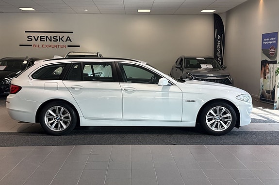 BMW 520d 2 of 30