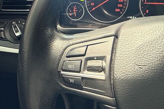 BMW 520d 19 of 30