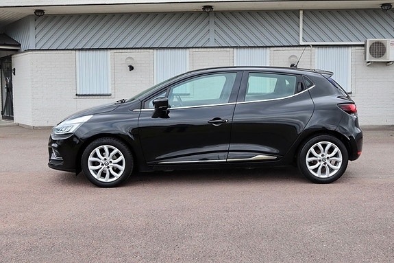 Renault Clio IV 8 of 17