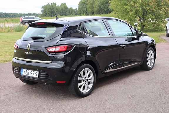 Renault Clio IV 6 of 17