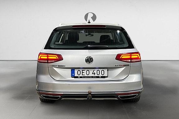 Volkswagen Passat Alltrack 6 of 19
