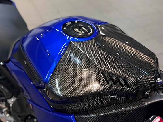 Yamaha Yzf-r1 AkrapovicTitan Carbon Bitubo R GBRacing Rizoma *SE UTR* 10 of 20