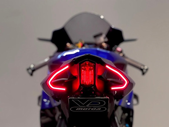 Yamaha Yzf-r1 AkrapovicTitan Carbon Bitubo R GBRacing Rizoma *SE UTR* 6 of 20