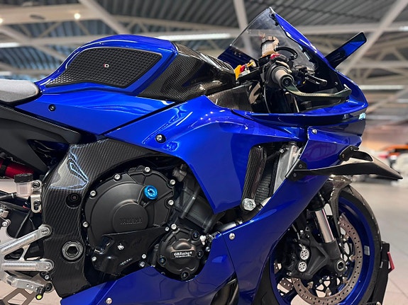 Yamaha Yzf-r1 AkrapovicTitan Carbon Bitubo R GBRacing Rizoma *SE UTR* 8 of 20