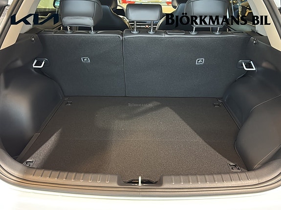 Kia Niro 14 of 14