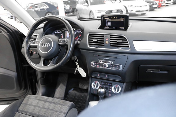 Audi Q3 13 of 20