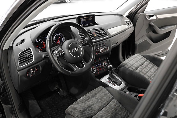 Audi Q3 15 of 20