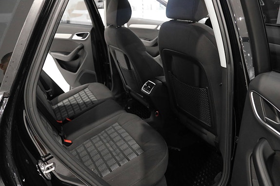 Audi Q3 12 of 20