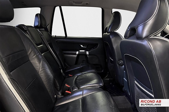 Volvo XC90 16 of 17