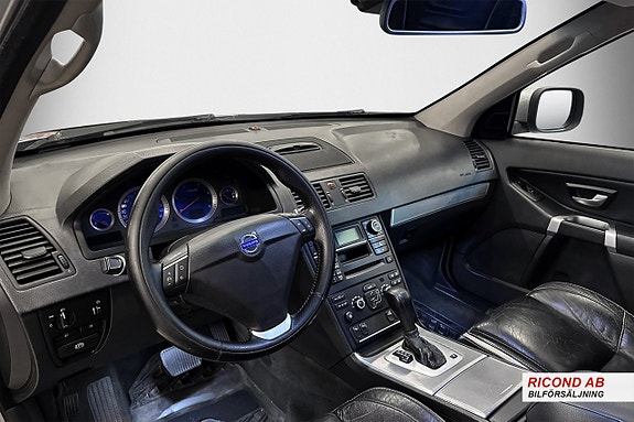Volvo XC90 15 of 17