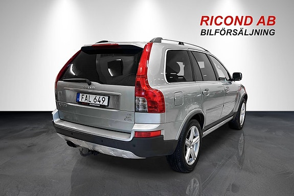 Volvo XC90 9 of 17