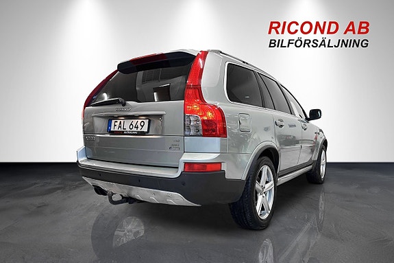 Volvo XC90 12 of 17