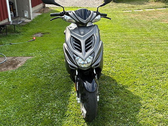 Yamaha Aerox 4 2 of 3