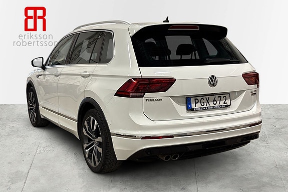 Volkswagen Tiguan 3 of 6