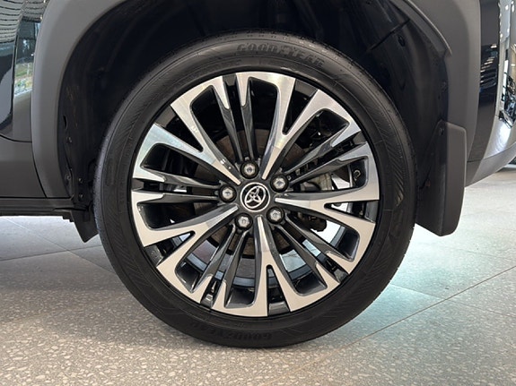 Toyota Yaris Cross 15 of 15