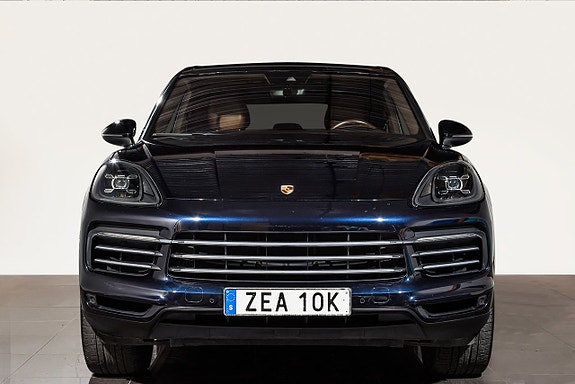 Porsche Cayenne 5 of 30