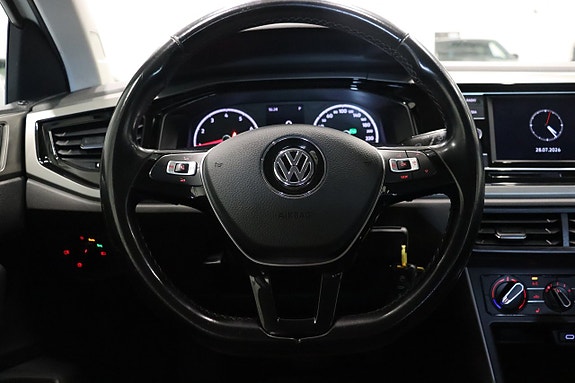 Volkswagen Polo 12 of 24
