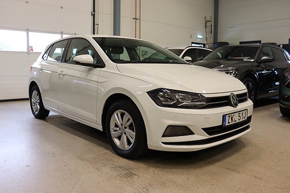 Volkswagen Polo 2 of 24