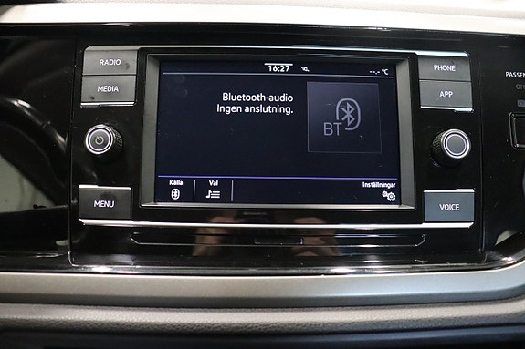 Volkswagen Polo 18 of 24