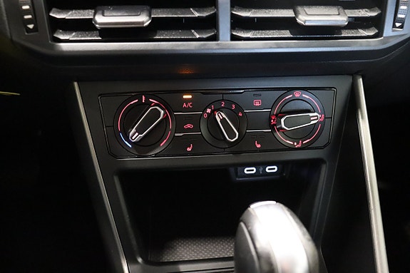 Volkswagen Polo 20 of 24