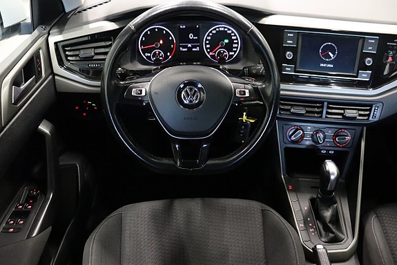 Volkswagen Polo 11 of 24