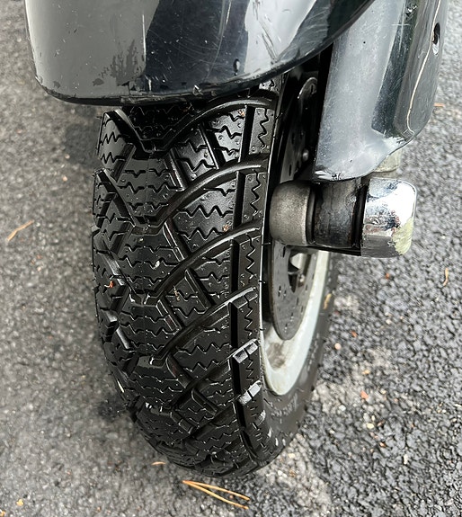 Piaggio Vespa 3 of 5