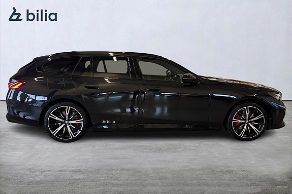 BMW 530e 2 of 22
