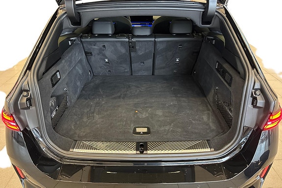 BMW 530e 19 of 22