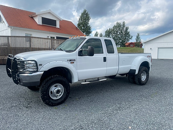 Ford F-350 6 of 6