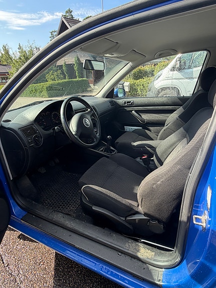 Volkswagen Golf IV 4 of 4