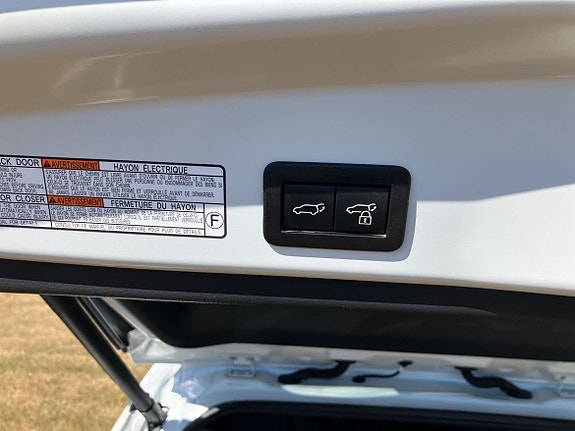 Toyota Corolla Cross 14 of 15