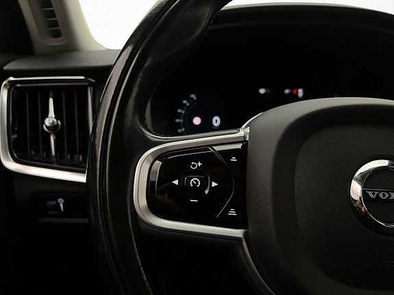 Volvo V90 15 of 30