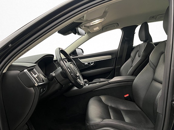 Volvo V90 12 of 30