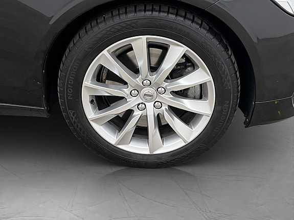 Volvo V90 30 of 30