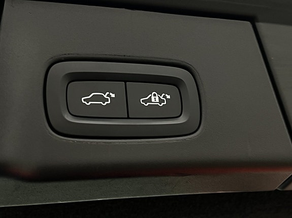 Volvo V90 10 of 30