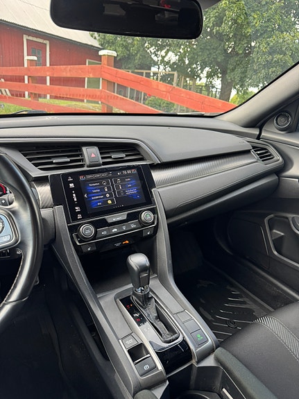 Honda Civic 8 of 9