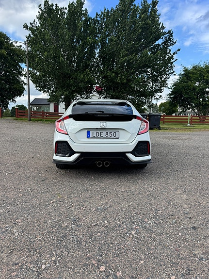 Honda Civic 3 of 9