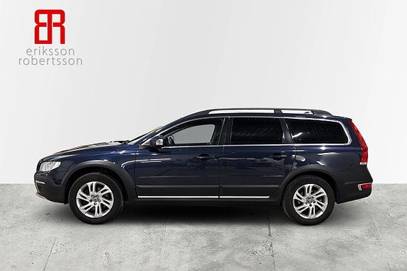 Volvo XC70 2 of 6