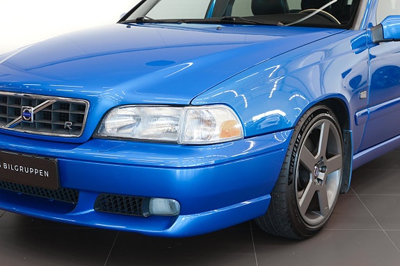 Volvo V70 7 of 20